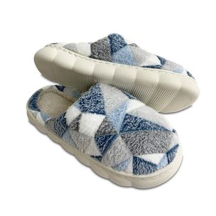 chinelo-pantufa-nuvem-dani-azul-solado.jpg