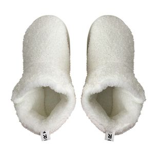 pantufa-bota-teddy-branca-cima.jpg